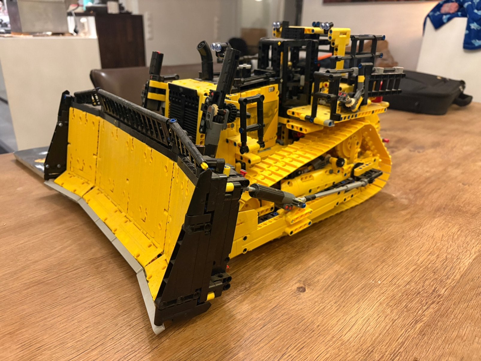 LEGO Technic Cat D11 Bulldozer met App-besturing - 42131, Ophalen, Zo goed als nieuw