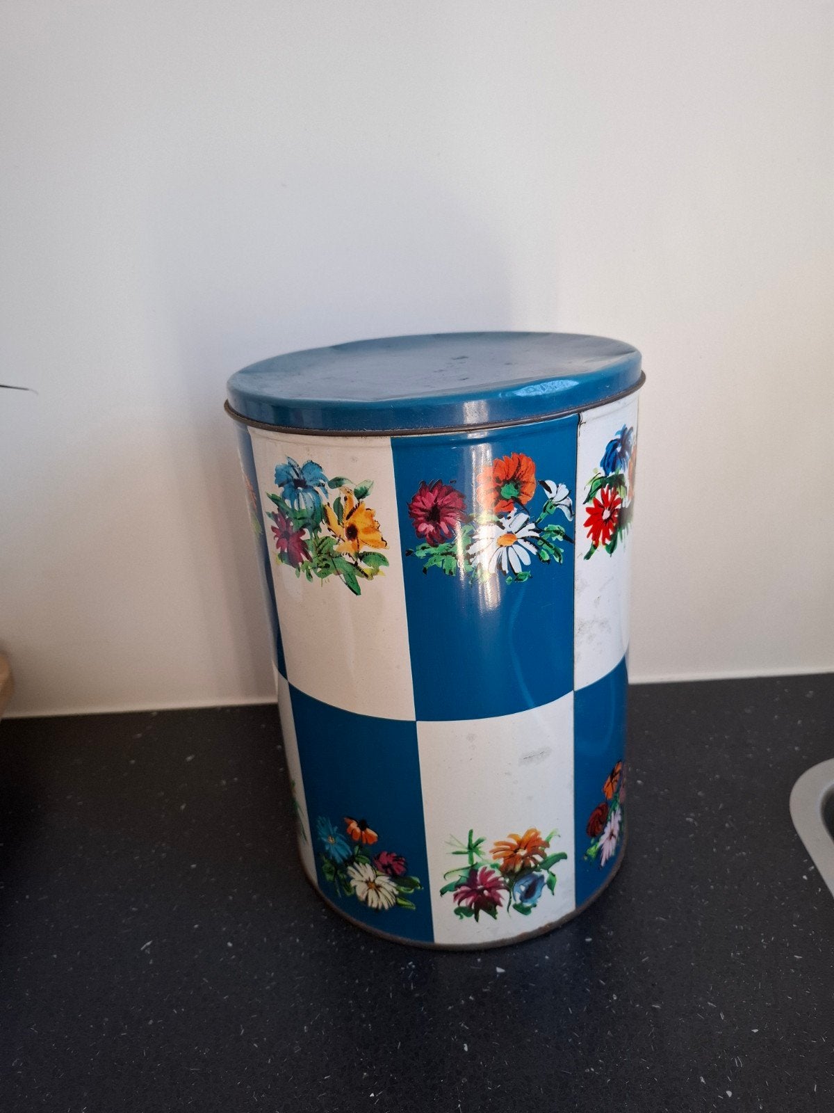 Nostalgische Lutti blik, Ophalen of Verzenden