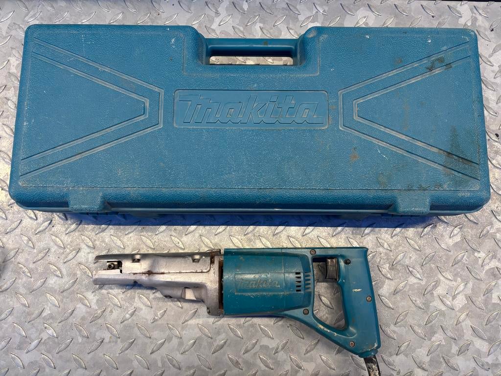 Makita JR3000V Reciprozaag - Werkt perfect, meerdere beschik, Doe-het-zelf en Verbouw, Gereedschap | Zaagmachines, 70 mm of meer