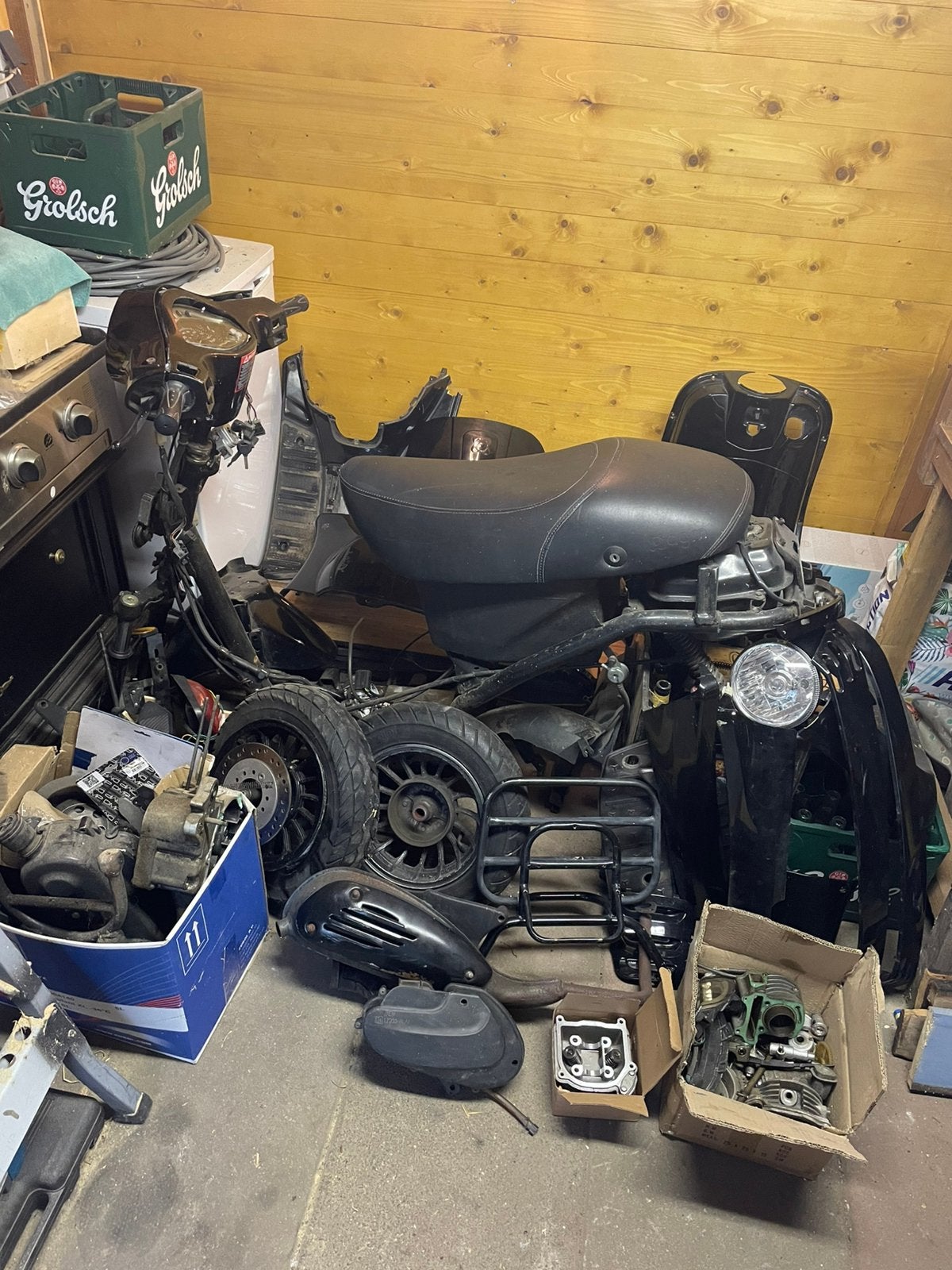 Agm vx50 in onderdelen alles in een koopje, Fietsen en Brommers, Brommeronderdelen | Scooters, Ophalen, Gebruikt, Overige typen