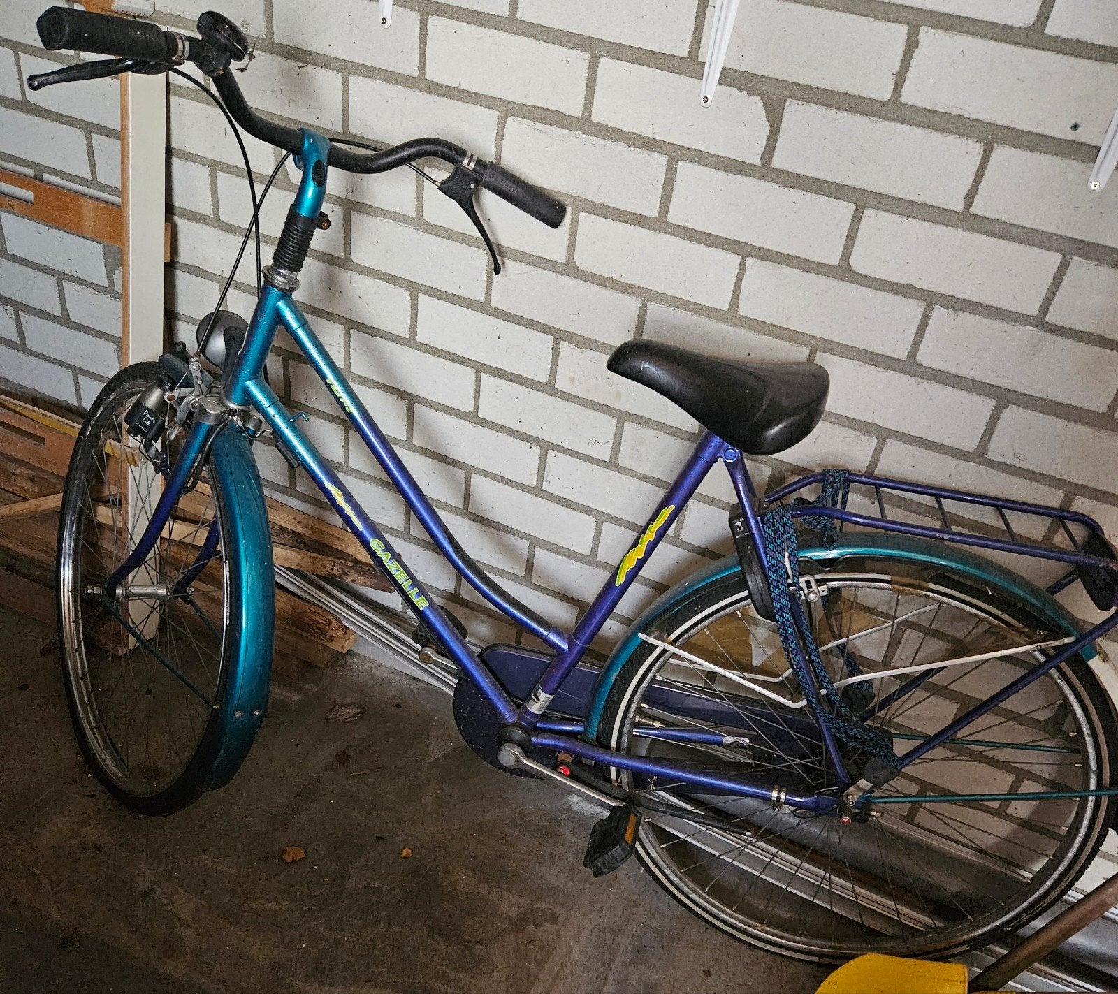 Gazelle meisjesfiets - opknapper, Fietsen en Brommers, Ophalen, Gebruikt, Gazelle