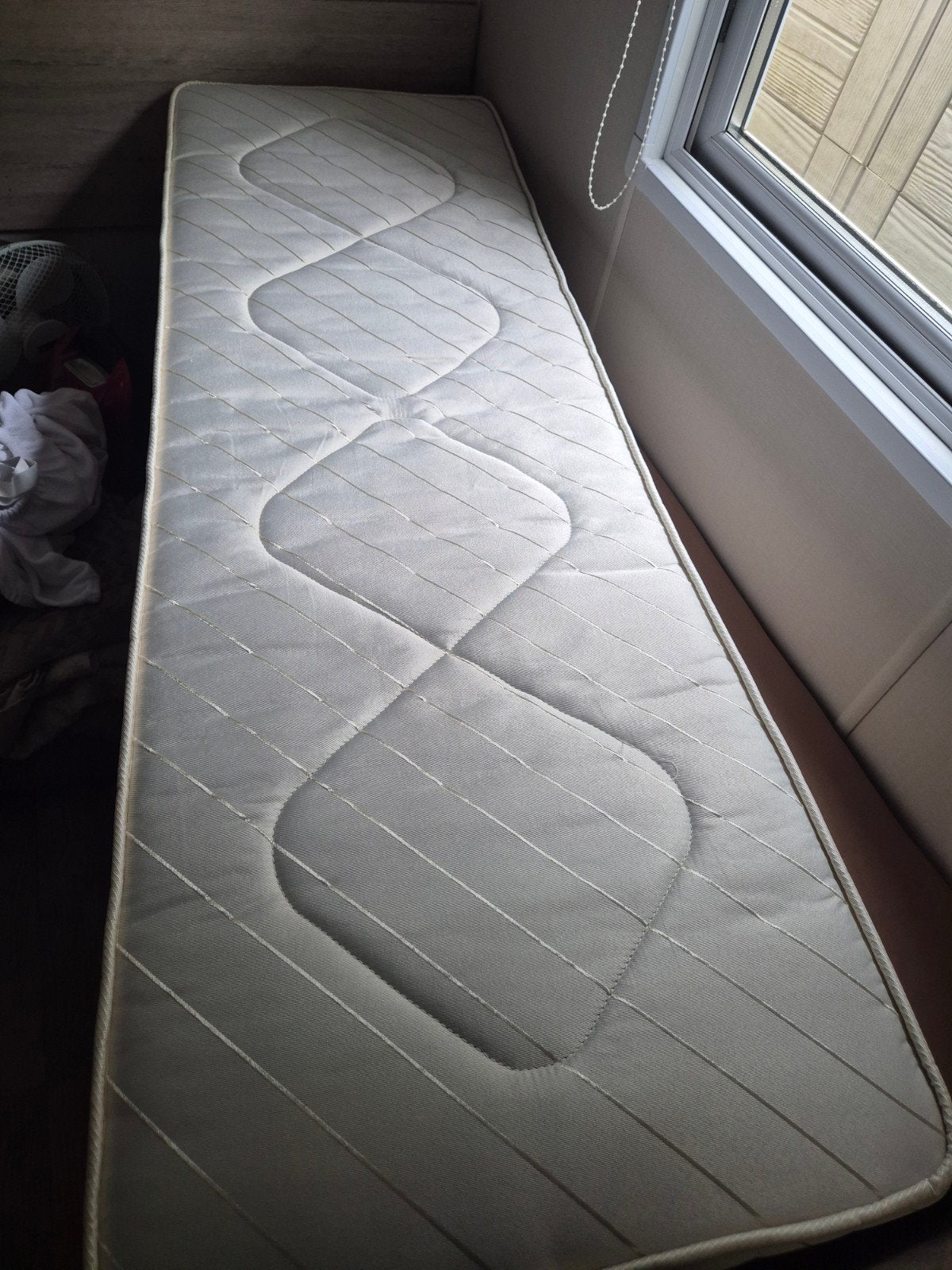 Eenpersoonsmatras 60x180 van Signature Beds, Ophalen