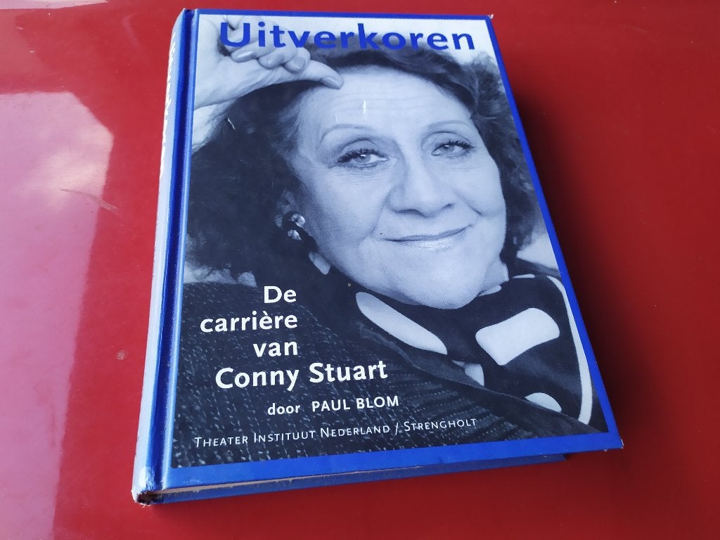 Uitverkoren - De carriere van Conny Stuart, Ophalen of Verzenden, Gelezen, Overige