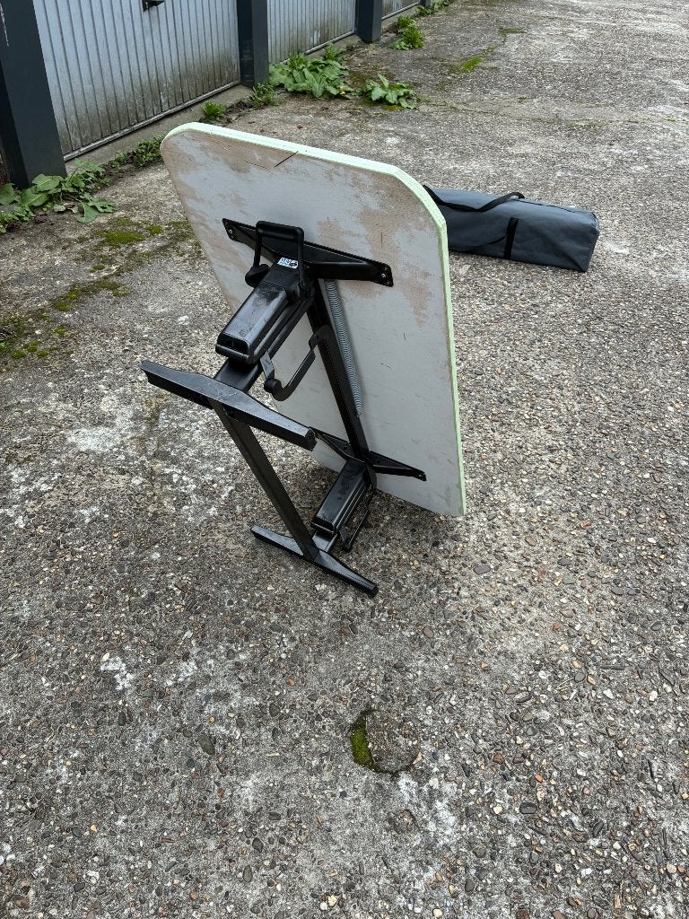Handige camper klaptafel met verkorte poten, Ophalen, Gebruikt