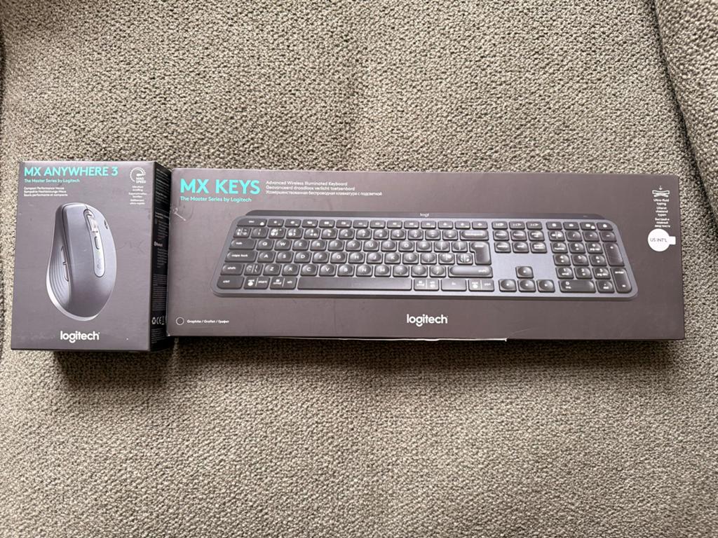 Logitech MX Keys Toetsenbord & MX Anywhere 3 Muis Set, Ophalen, Rechtshandig, Muis, Toetsenbord en muis-set