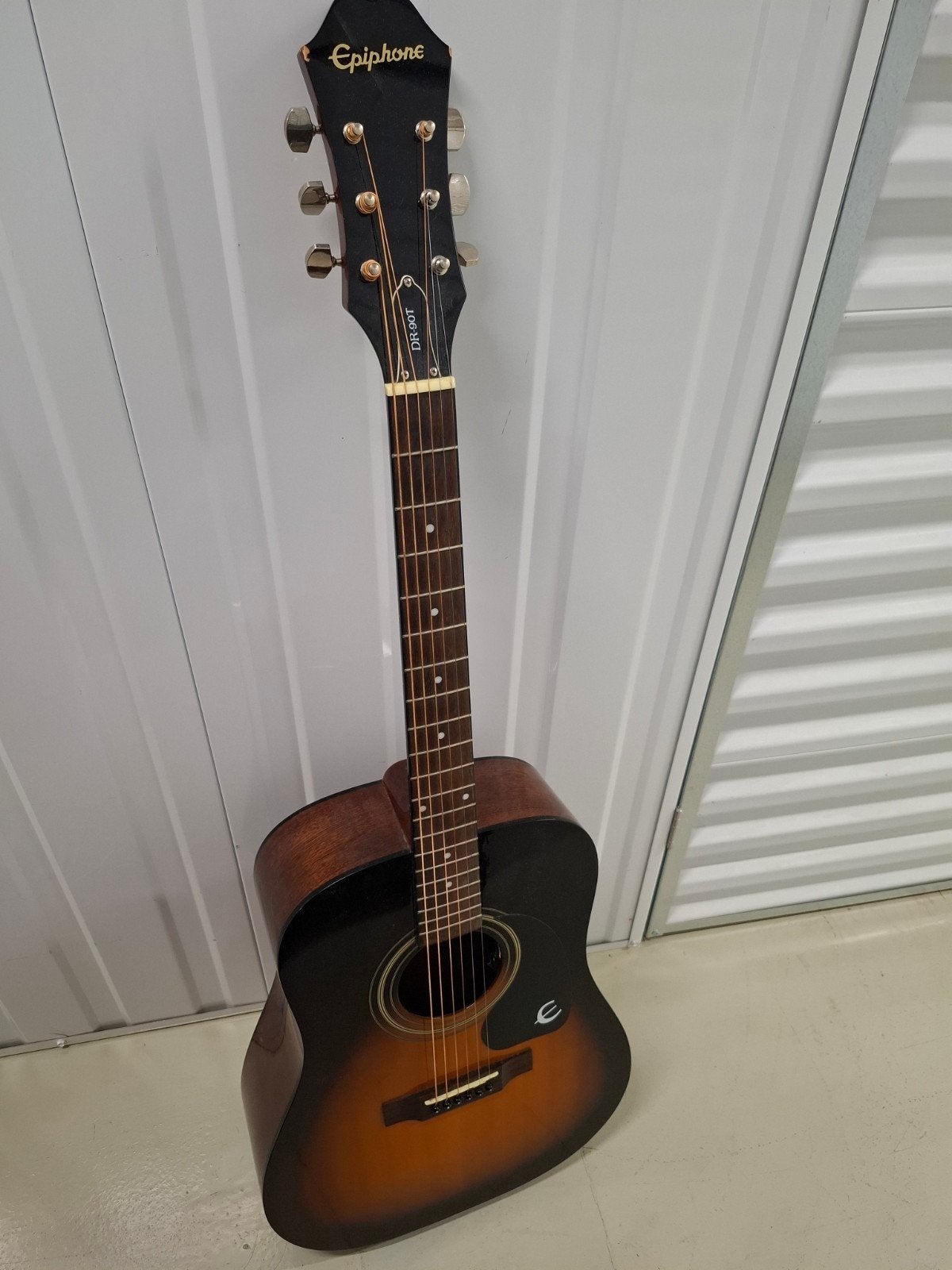 Epiphone akoestische gitaar, Muziek en Instrumenten, Snaarinstrumenten | Gitaren | Akoestisch, Ophalen, Gebruikt, Western- of Steelstringgitaar