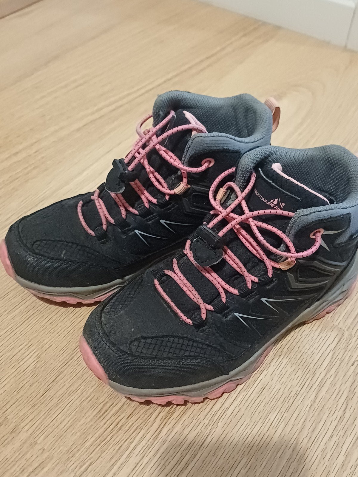 Mountainpeak wandelschoenen maat 33 - Zwart/Roze, Sport en Fitness, Bergsport en Wandelen, Ophalen of Verzenden, Gebruikt, Schoenen
