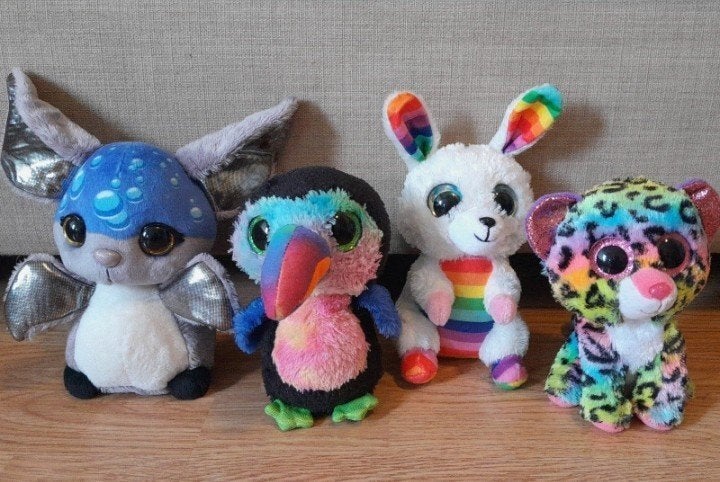 Glitterogen knuffels 4 knuffeltjes in 1-koop ZGAN, Kinderen en Baby's, Verzenden, Konijn, Zo goed als nieuw, Meerkleurig