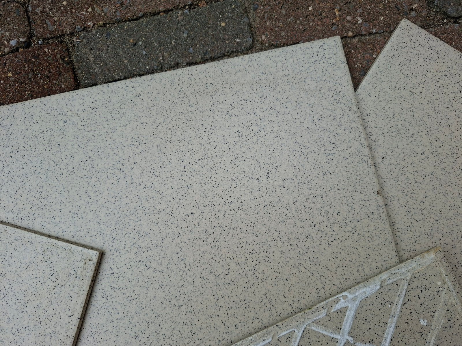 140 dunne grijze tegels 30x30x0,6cm voor binnengebruik 11m2, Ophalen, Overige materialen, Minder dan 20 mm