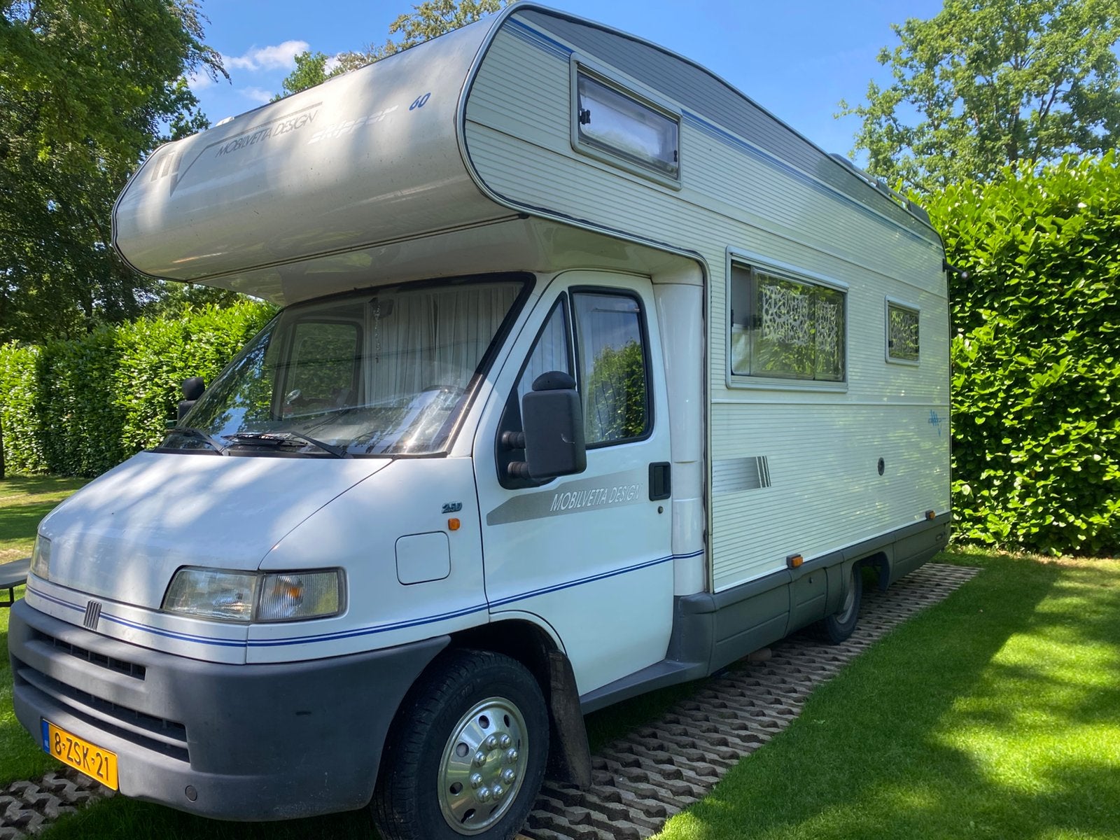 Fiat Ducato/Mobilvetta alkoofcamper, Chemisch toilet, Alkoof, Ringverwarming, Luifel