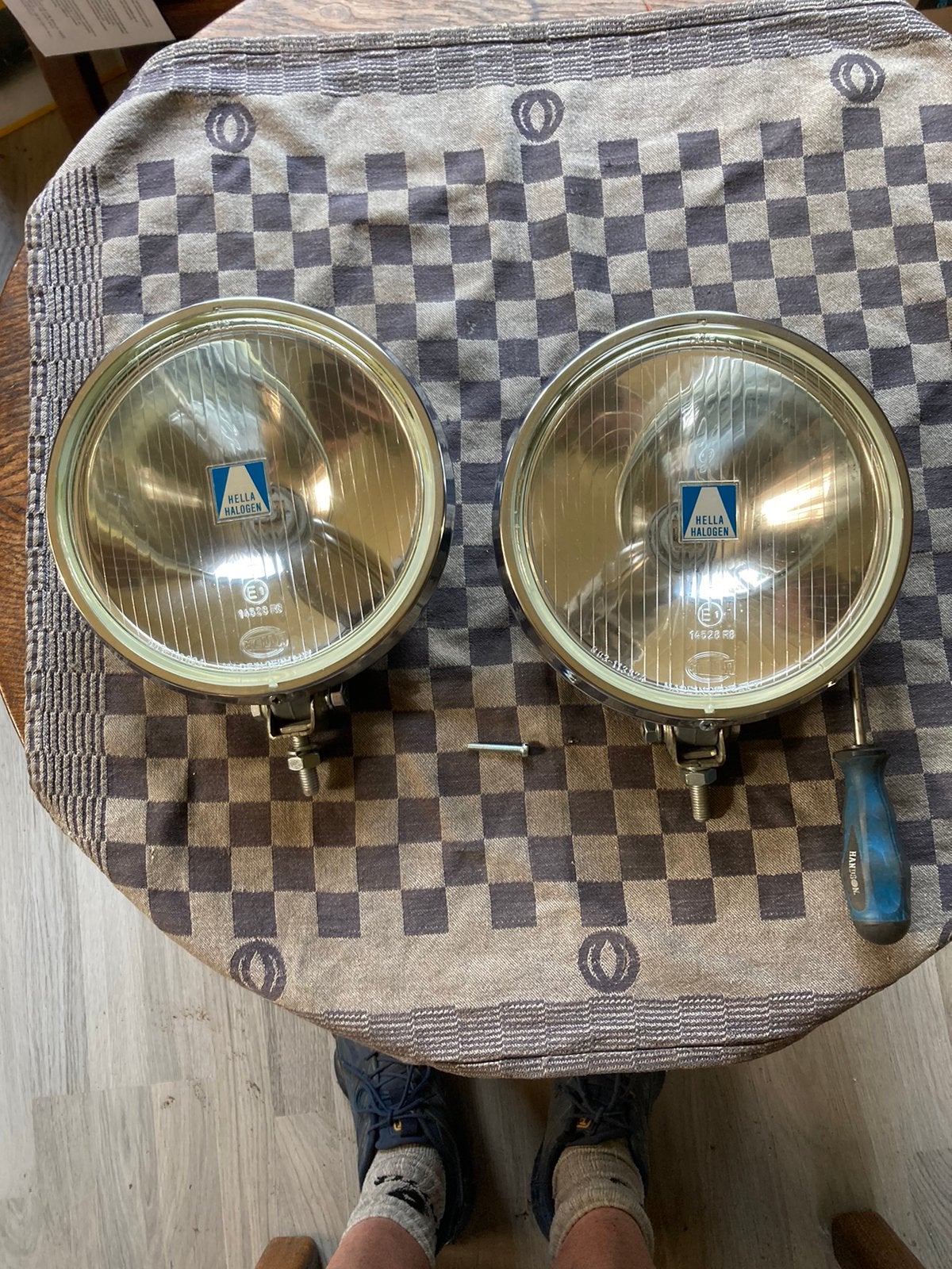 Oldtimer 2 Hella verstralers type 192  en diameter 20 cm, Auto-onderdelen, Ophalen of Verzenden, Gebruikt