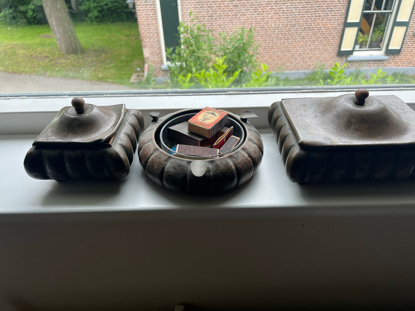 Vintage asbak en twee doosjes van brons, Verzamelen, Ophalen of Verzenden, Gebruikt, Asbak