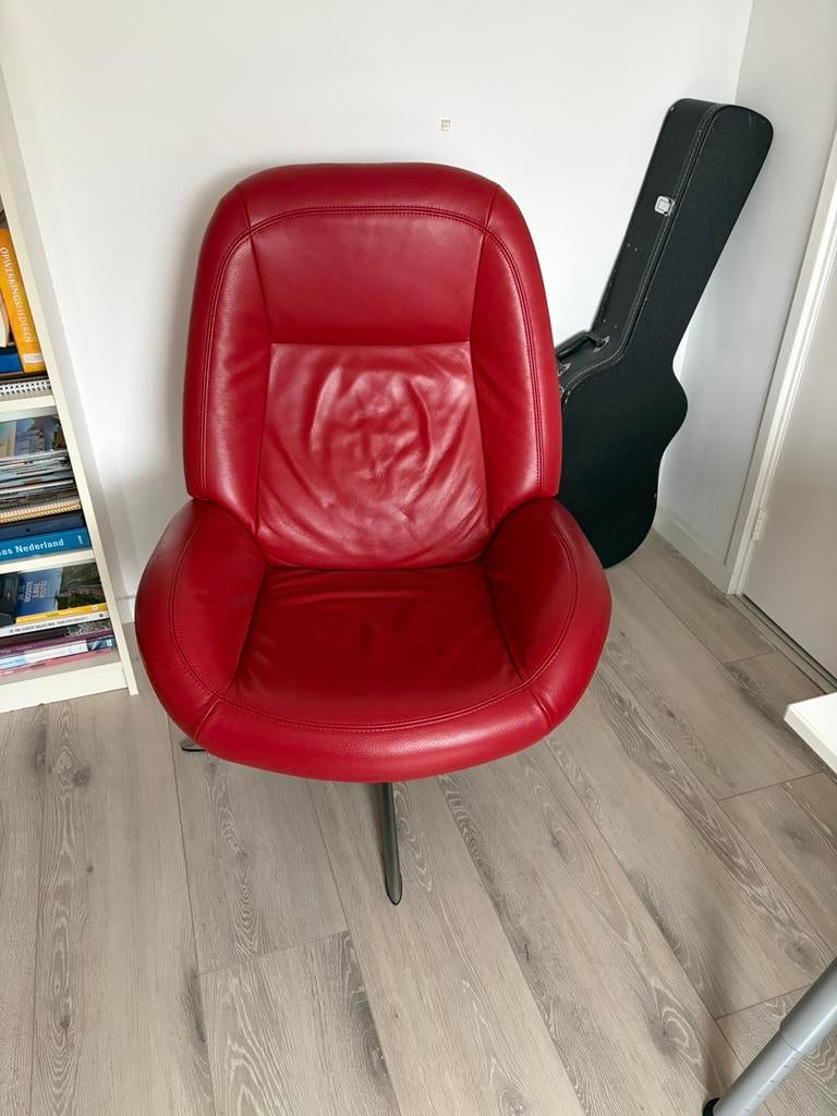 Relaxstoel,, Huis en Inrichting, Stoelen, Ophalen, Zo goed als nieuw, Rood, Eén