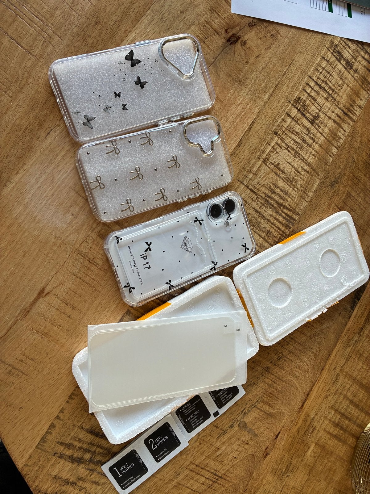 iPhone hoesjes en screenprotector set - Nieuw, Telecommunicatie, Mobiele telefoons | Hoesjes en Frontjes | Apple iPhone, Kunststof