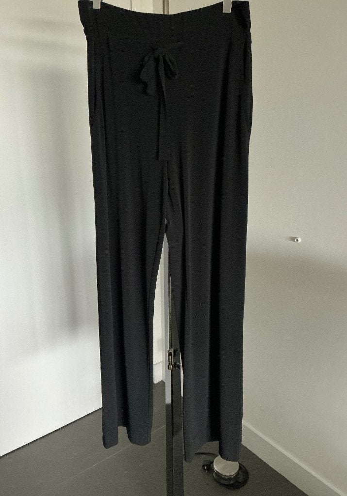 Vanilia, Chino Broek,  maat 38, Kleding | Dames, Broeken en Pantalons, Maat 38/40 (M), Vanilia, Zwart, Ophalen of Verzenden