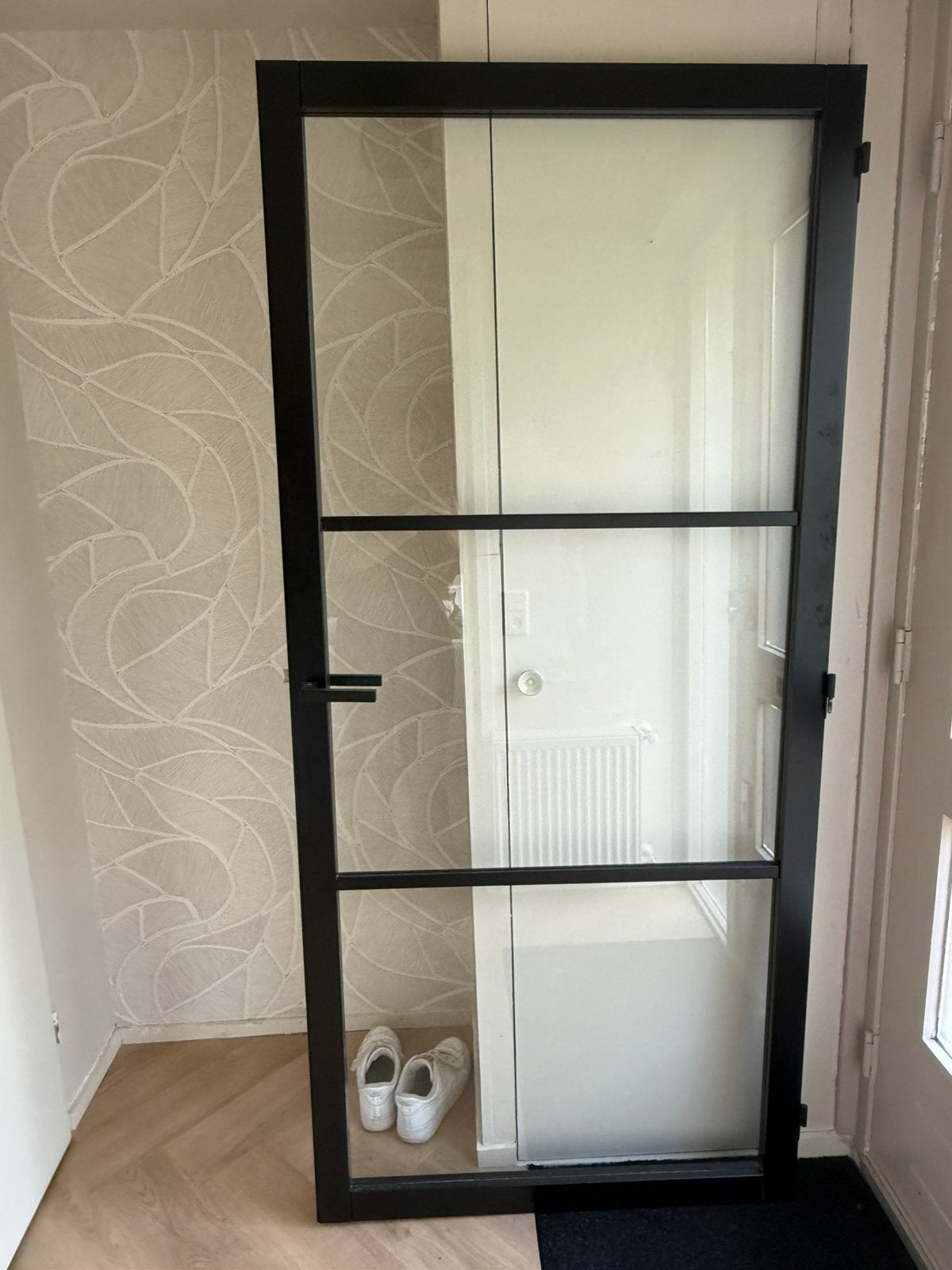Zwarte deur hout, staallook, Ophalen, Hout, Binnendeur, 200 tot 215 cm