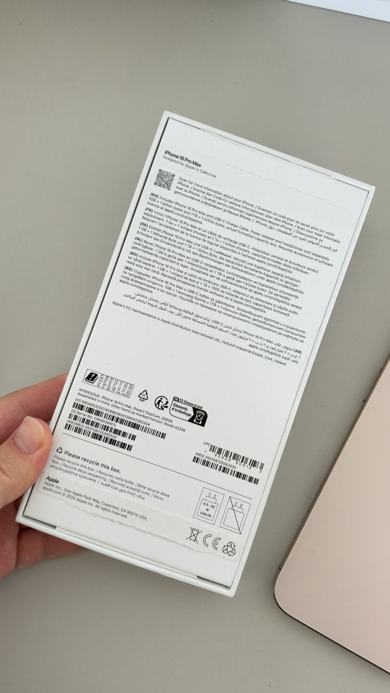 Foto 9 van iPhone 16 pro max Desert Titanium 256gb