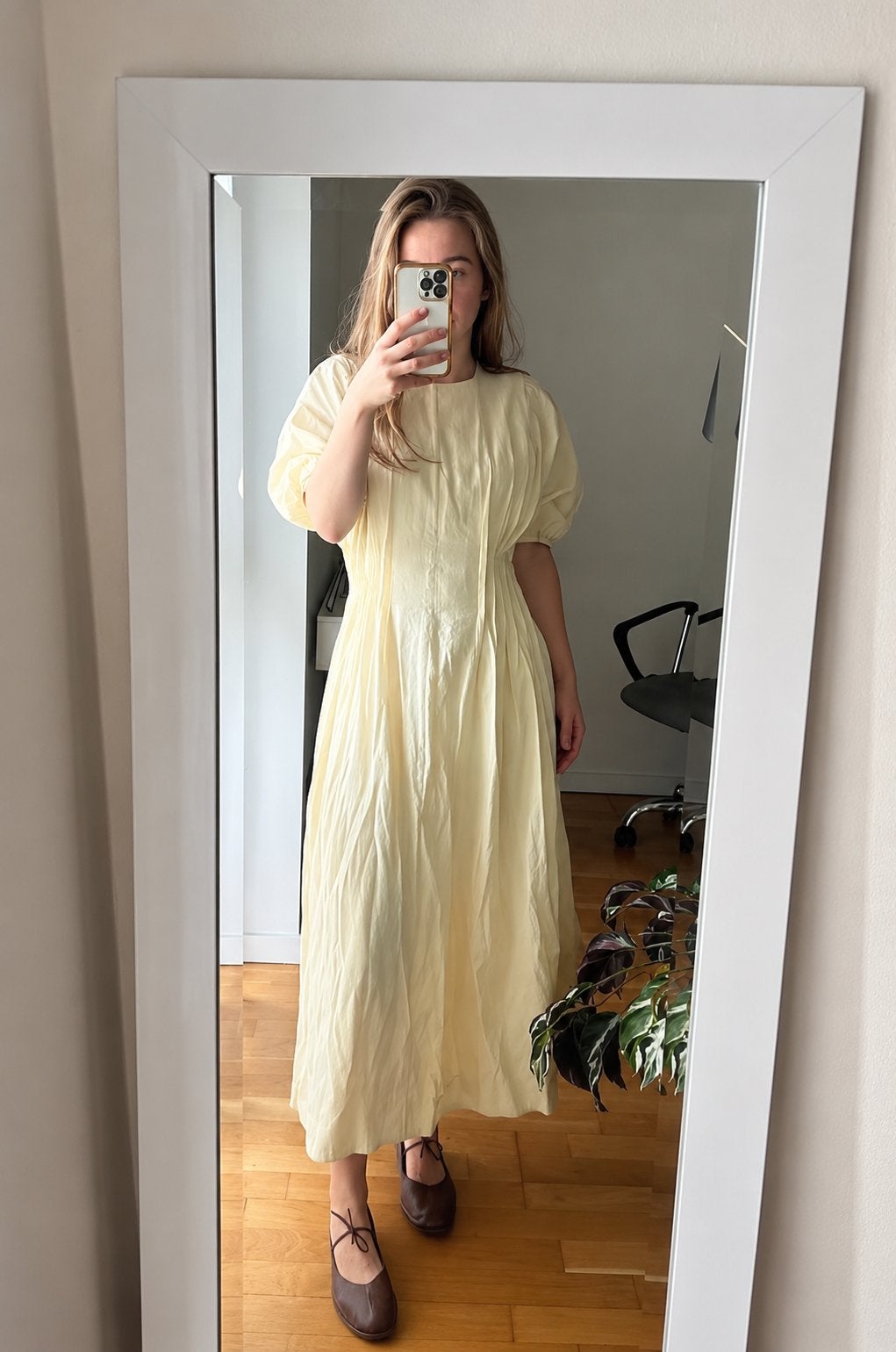 COS prachtige ecru jurk bijzonder model elegante pasvorm 44, Beige, Maat 42/44 (L), Ophalen of Verzenden, Zo goed als nieuw
