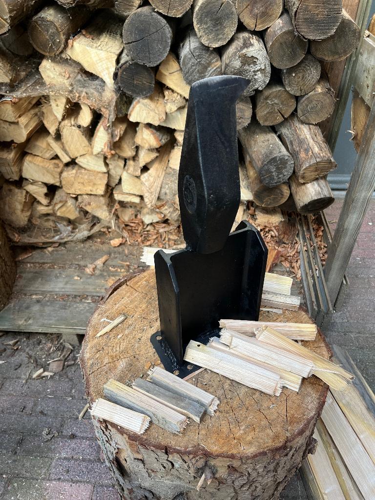 Houtklover klover splijter aanmaakhout splitter kliever, Ophalen of Verzenden, Zo goed als nieuw, Aftakas, Handmatig