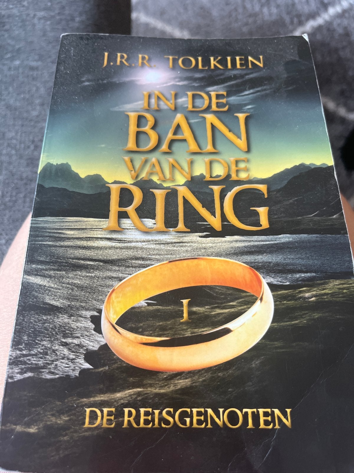 In de Ban van de Ring I: De Reisgenoten - J.R.R. Tolkien, Ophalen of Verzenden, Gelezen