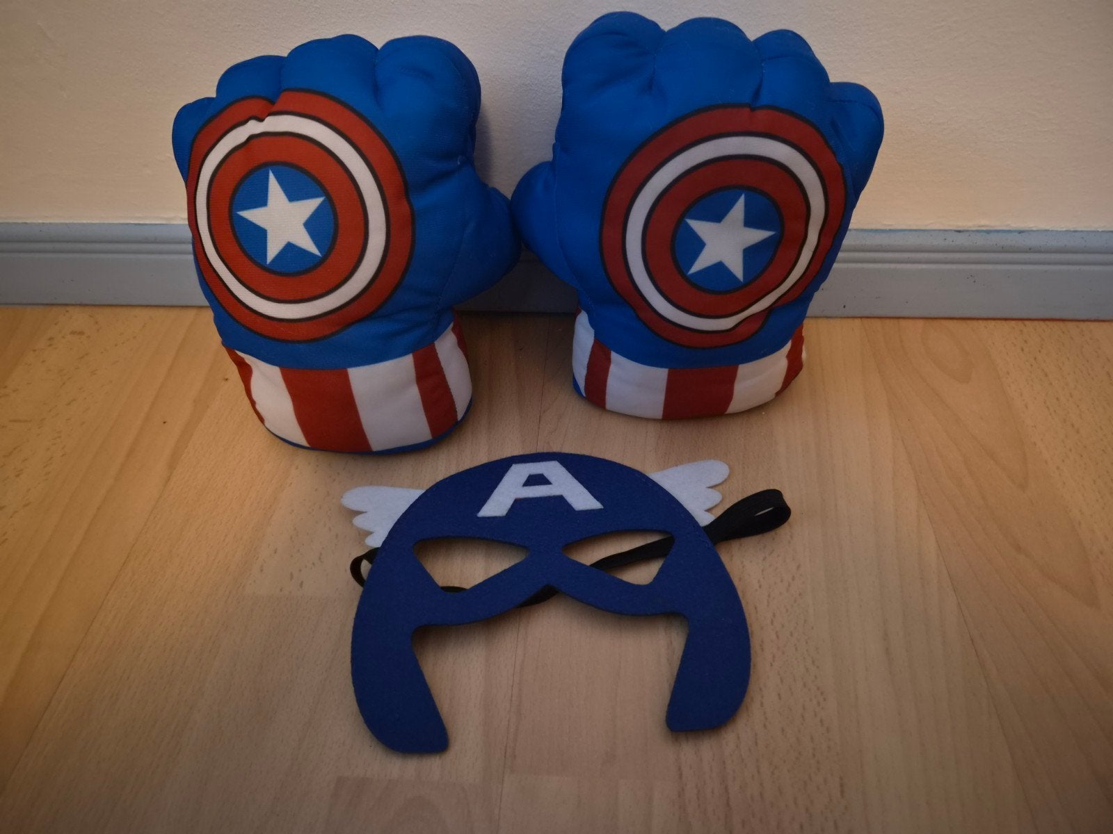 Captain America Handschoenen en Masker Set, Ophalen of Verzenden, Zo goed als nieuw