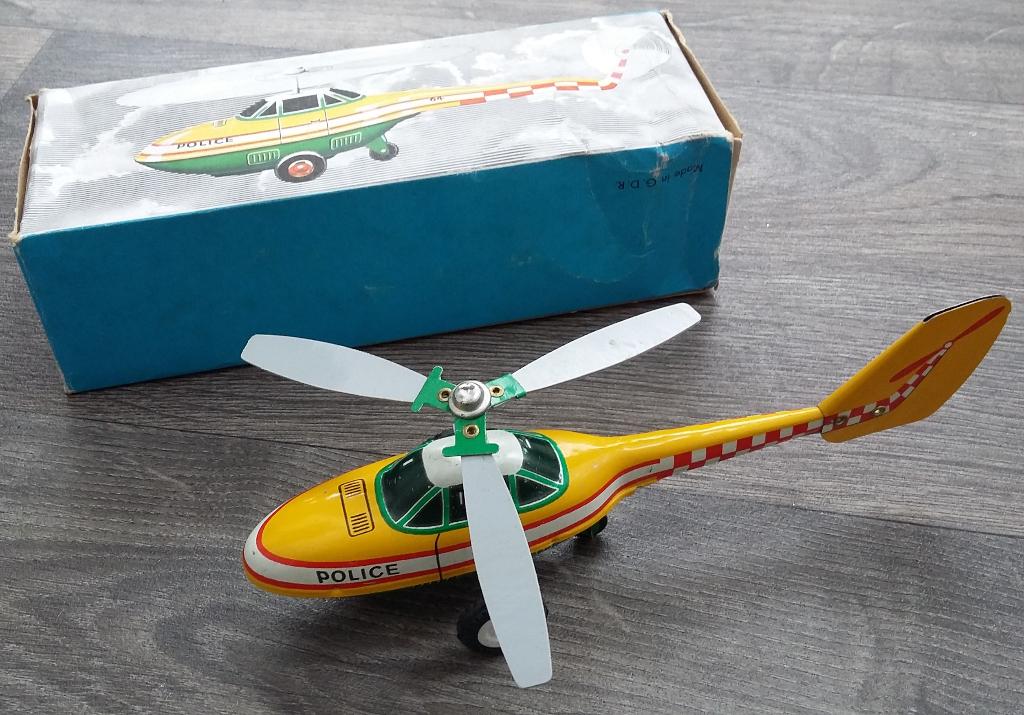 Jaren 60 - 70 Blikken Helikopter Politie Oost Duitsland DDR, Ophalen of Verzenden
