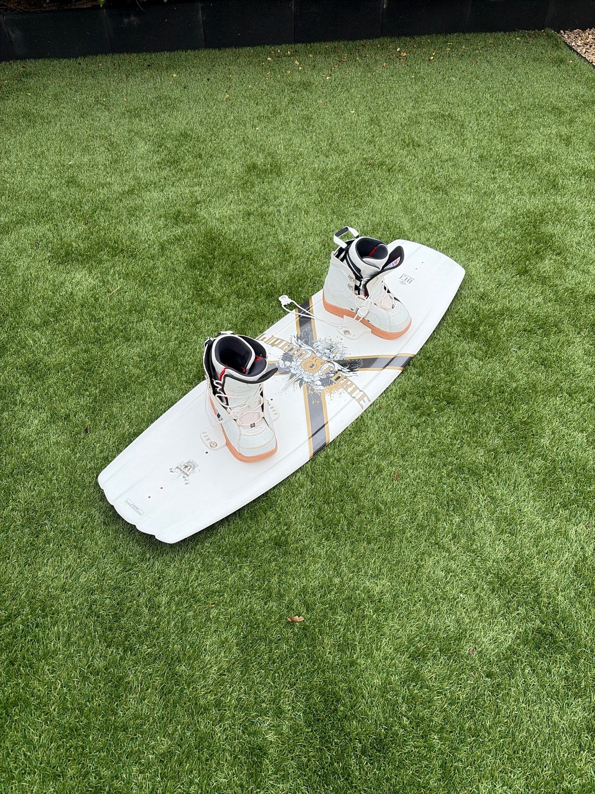 Wakeboard met bindingen, Ophalen, Gebruikt, Board en Schoenen