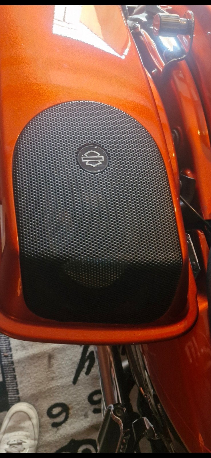 Gezocht speaker rooster koffer touring cvo, Motoren, Onderdelen | Harley-Davidson, Ophalen of Verzenden