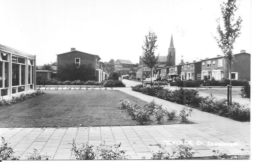 Oude Ansichtkaart Silvolde, Dr. Dreesstraat, Ophalen of Verzenden, 1960 tot 1980, Ongelopen, Gelderland