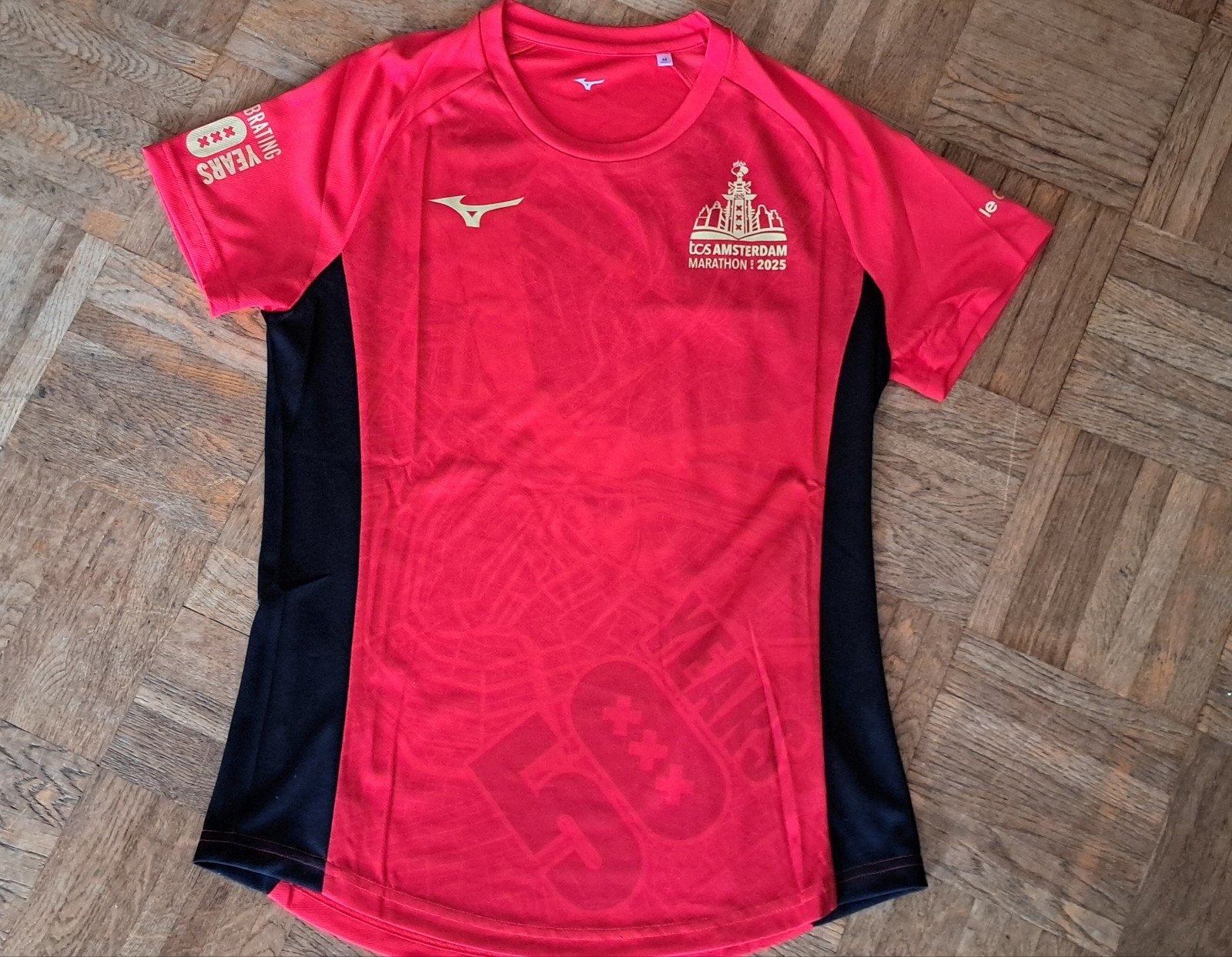 Amsterdam Marathon 2025 dames shirt maat M nieuw ongedragen, Ophalen, Nieuw