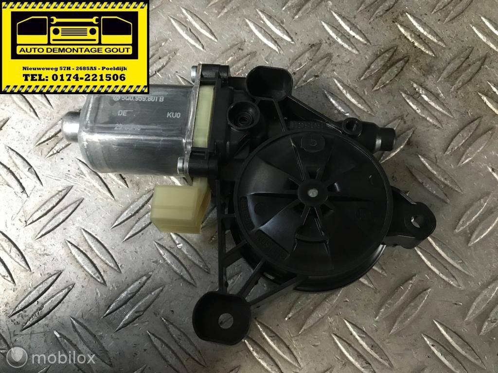 Audi TT 8S ('14-'18)Raammotor Rechts 5Q0959801B, Audi, Gebruikt, Audi, Ophalen of Verzenden