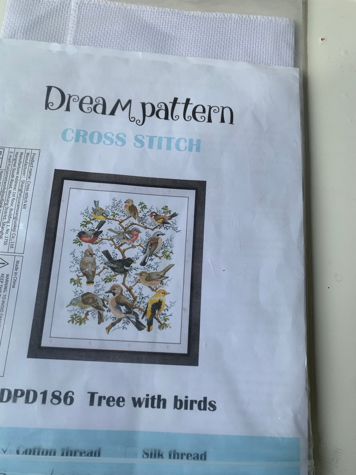 Dream Pattern Kruissteekpakket - Boom met Vogels, Ophalen of Verzenden, Zo goed als nieuw, Handborduren, Borduurpakket