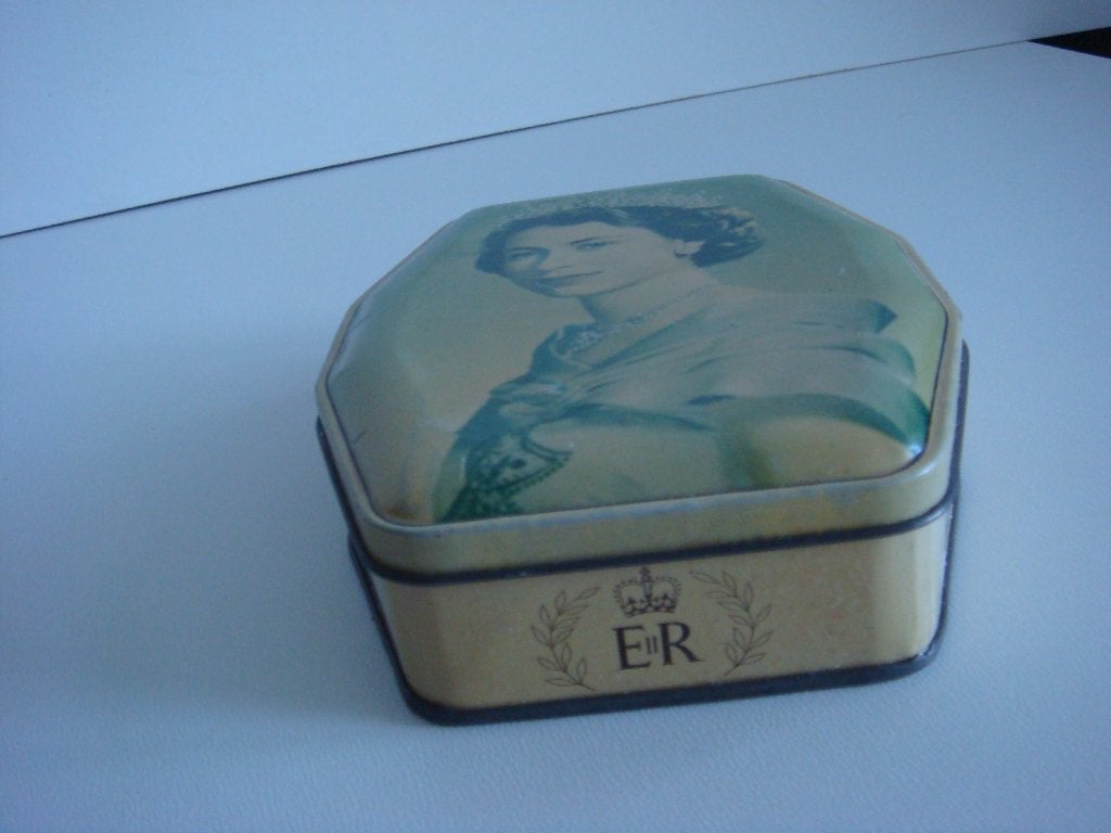 blik koningin Elisabeth 2, Verzamelen, Blikken, Ophalen of Verzenden, Gebruikt, Overige, Overige merken