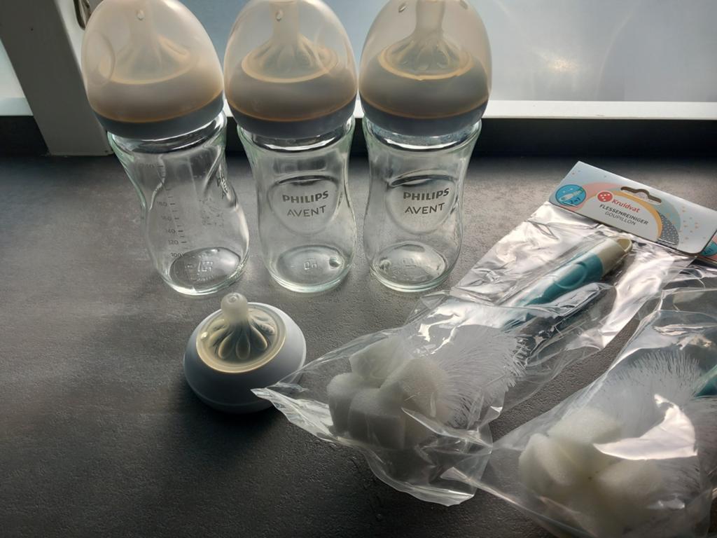 Philips Avent glazen Babyflessen en flessenborstel, Ophalen of Verzenden, Gebruikt, Overige typen
