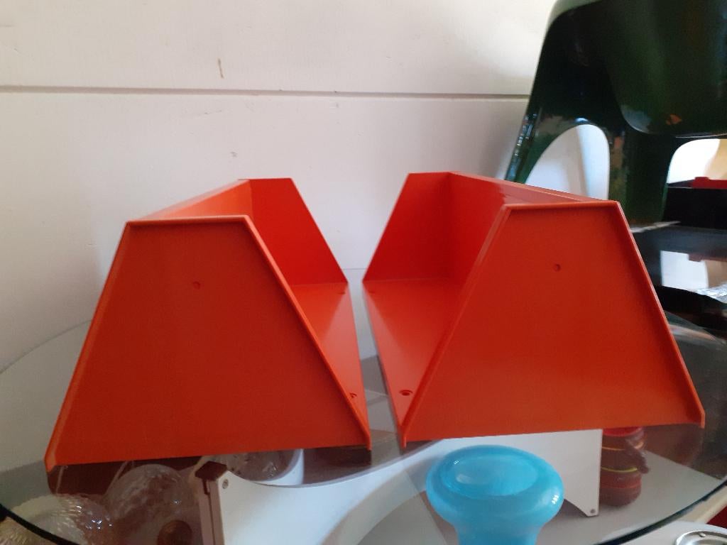 oranje kunststof schappen jaren 70 space age design retro, Huis en Inrichting, Woonaccessoires | Wandplanken en Boekenplanken