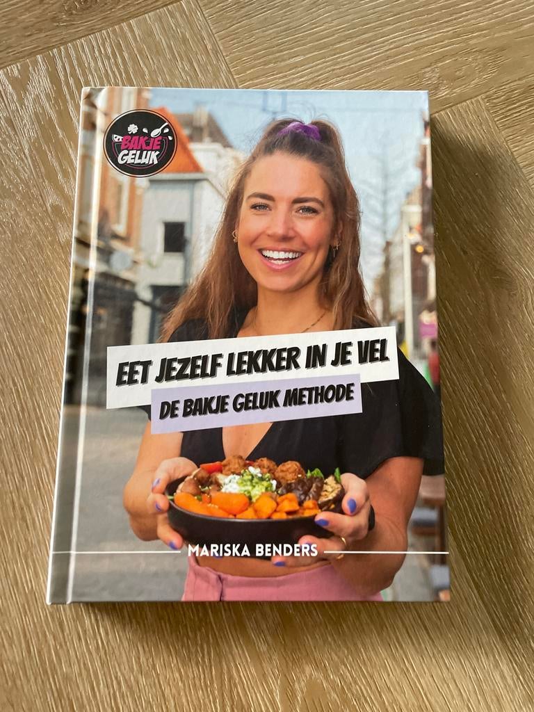 Eet Jezelf Lekker in Je Vel - De Bakje Geluk Methode, Boeken, Ophalen of Verzenden, Nieuw