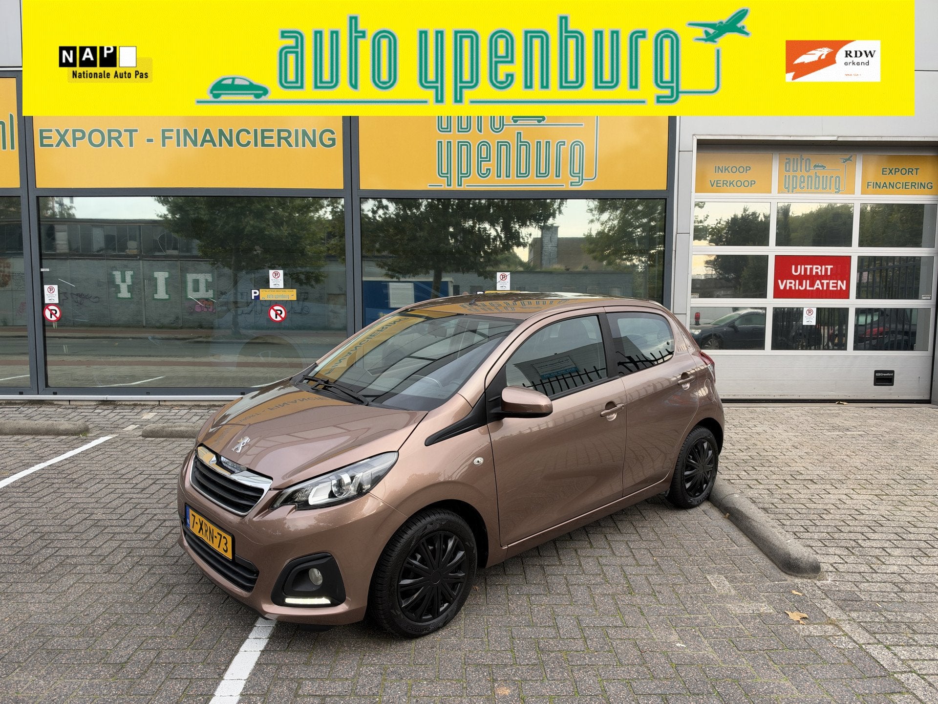 Peugeot 108 1.0 e-VTi Active * 121.199 Km * Airco * Led * NI, Auto's, Voorwielaandrijving, Stof, Gebruikt, 4 stoelen