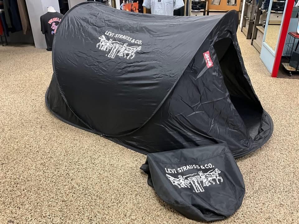 Te Koop : Levi’s pop-up tent zwart voor 2 x personen, Caravans en Kamperen, Tenten, Ophalen, Nieuw, Tot en met 2