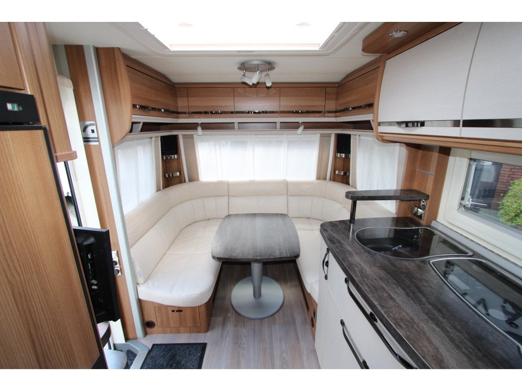 Tabbert Vivaldi 550 E2.3 ThuleLuifel-Airco-Mover, Caravans en Kamperen, Caravans, Rondzit, Tabbert, Bedrijf, Kachel