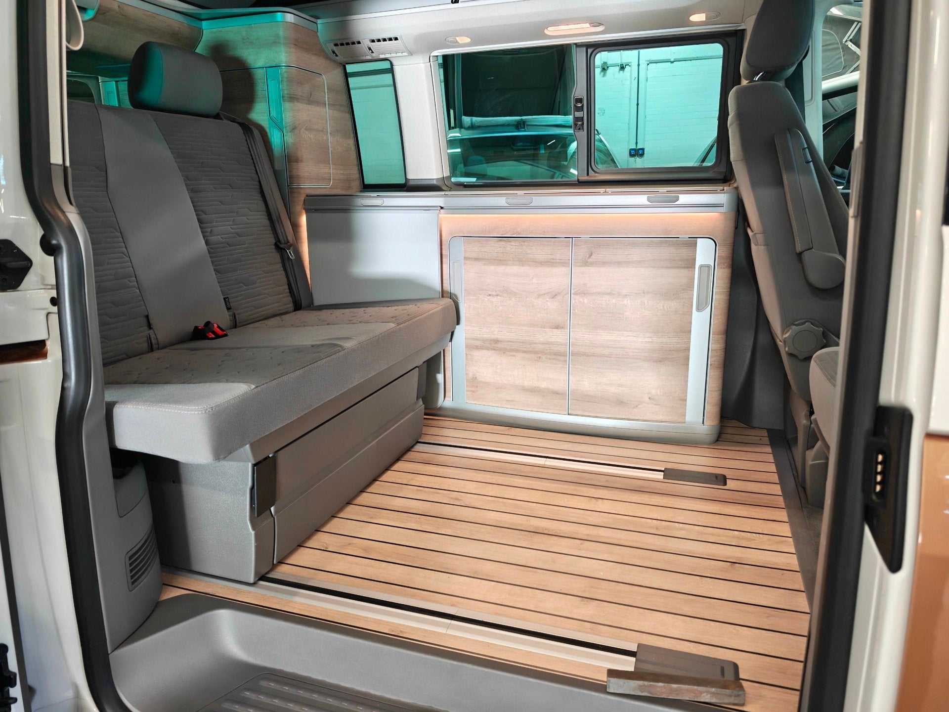 Volkswagen California Ocean VW T6.1 150PK DSG, Automaat, Buscamper of Camperbus, Volkswagen, Elektrische ramen