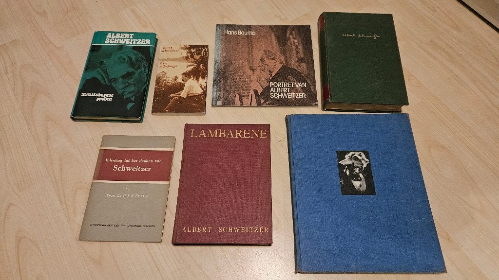 7 boeken van Albert Schweitzer, Boeken, Ophalen of Verzenden, Gelezen