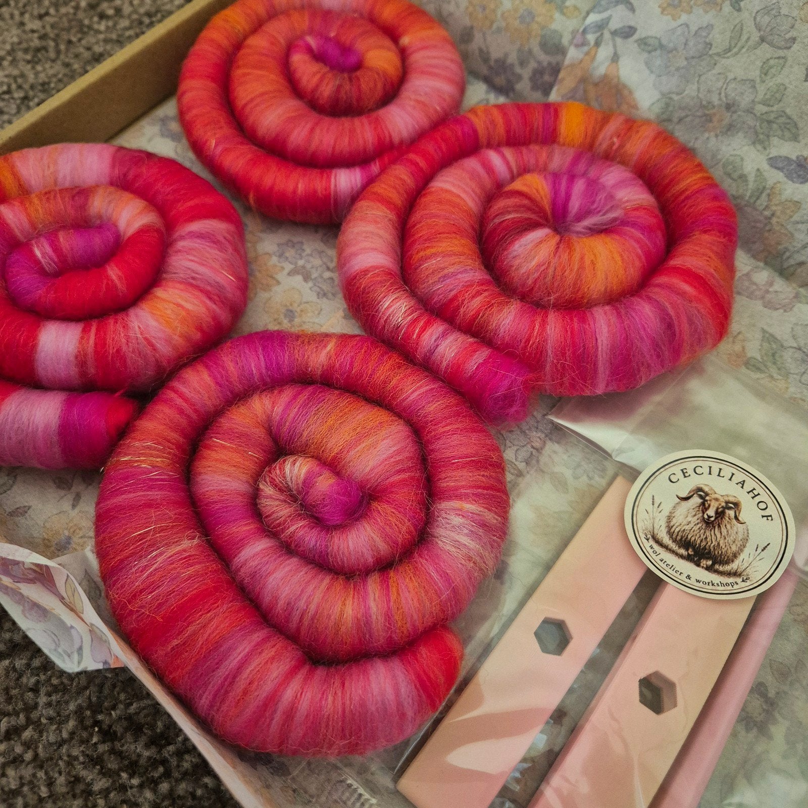 Zachte Rolags 19mic met Spintol - Rood, Roze, Oranje, Hobby en Vrije tijd, Ophalen of Verzenden, Nieuw, Onderdelen en Toebehoren
