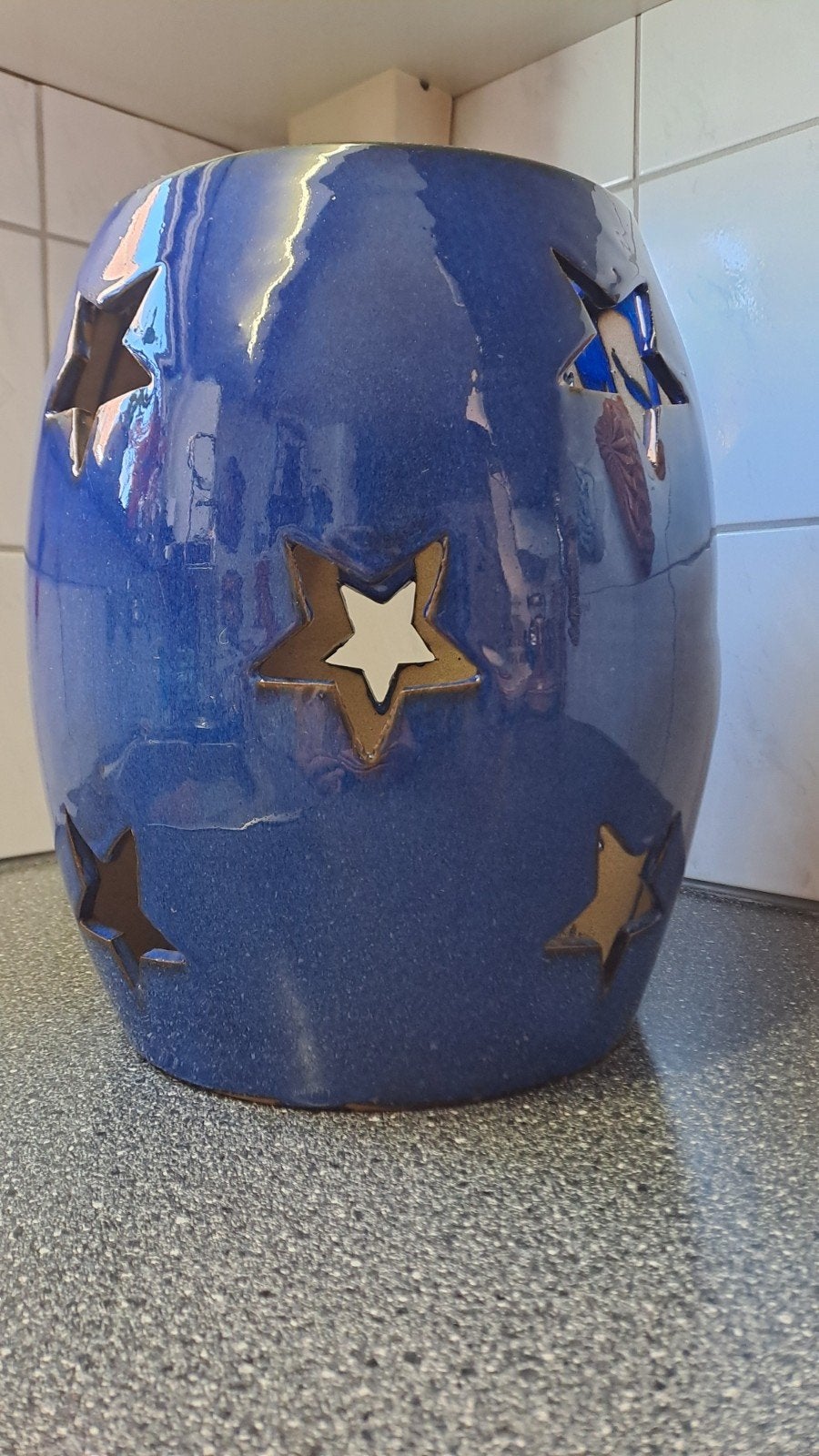 Blauwe keramische lantaarn met sterren uitsparingen, Gebruikt, Onbekend@voorbeeld.com, Blauw, Overige stijlen