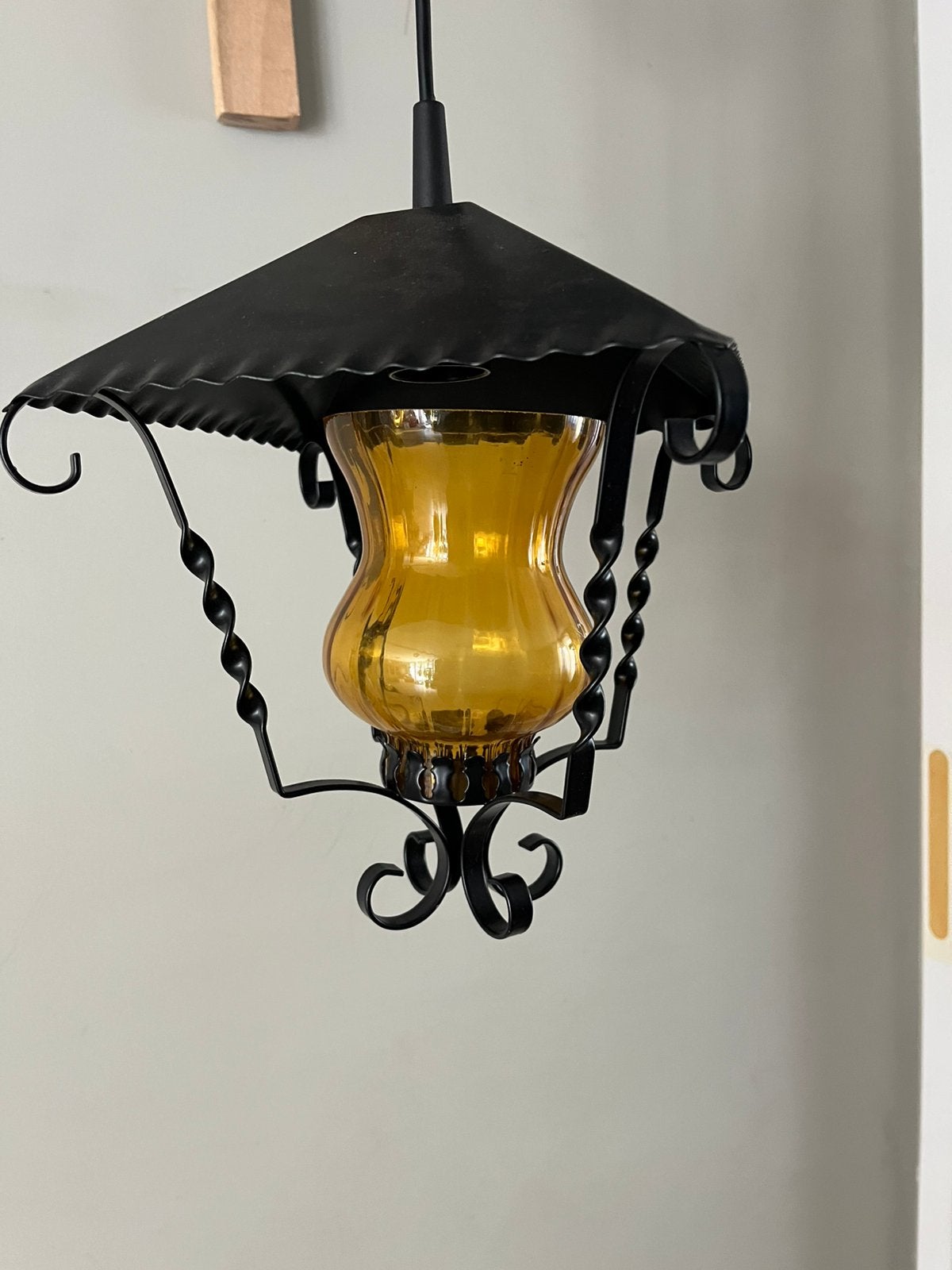 Hallamp. Hanglamp. Smeedijzeren lamp, Antiek en Kunst, Ophalen of Verzenden