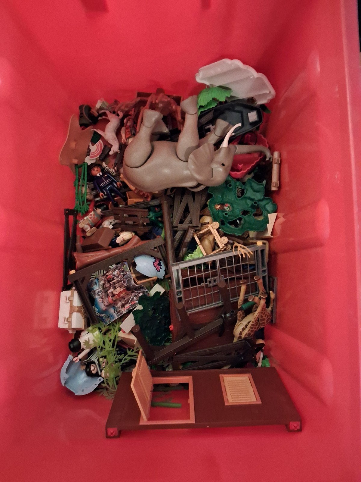 Foto 18 van Grote Playmobil collectie met poppenhuis en diverse sets
