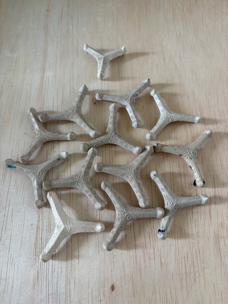 Stapelmateriaal voor keramiek stook - triangels NR 2, Hobby en Vrije tijd, Pottenbakken, Ophalen of Verzenden, Gebruikt