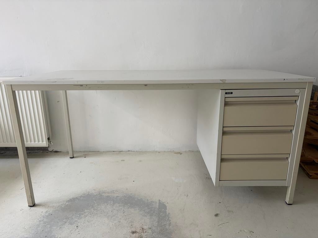 Vintage bureau met ladeblok, Huis en Inrichting, Ophalen, Overige typen, 160 cm, Gebruikt