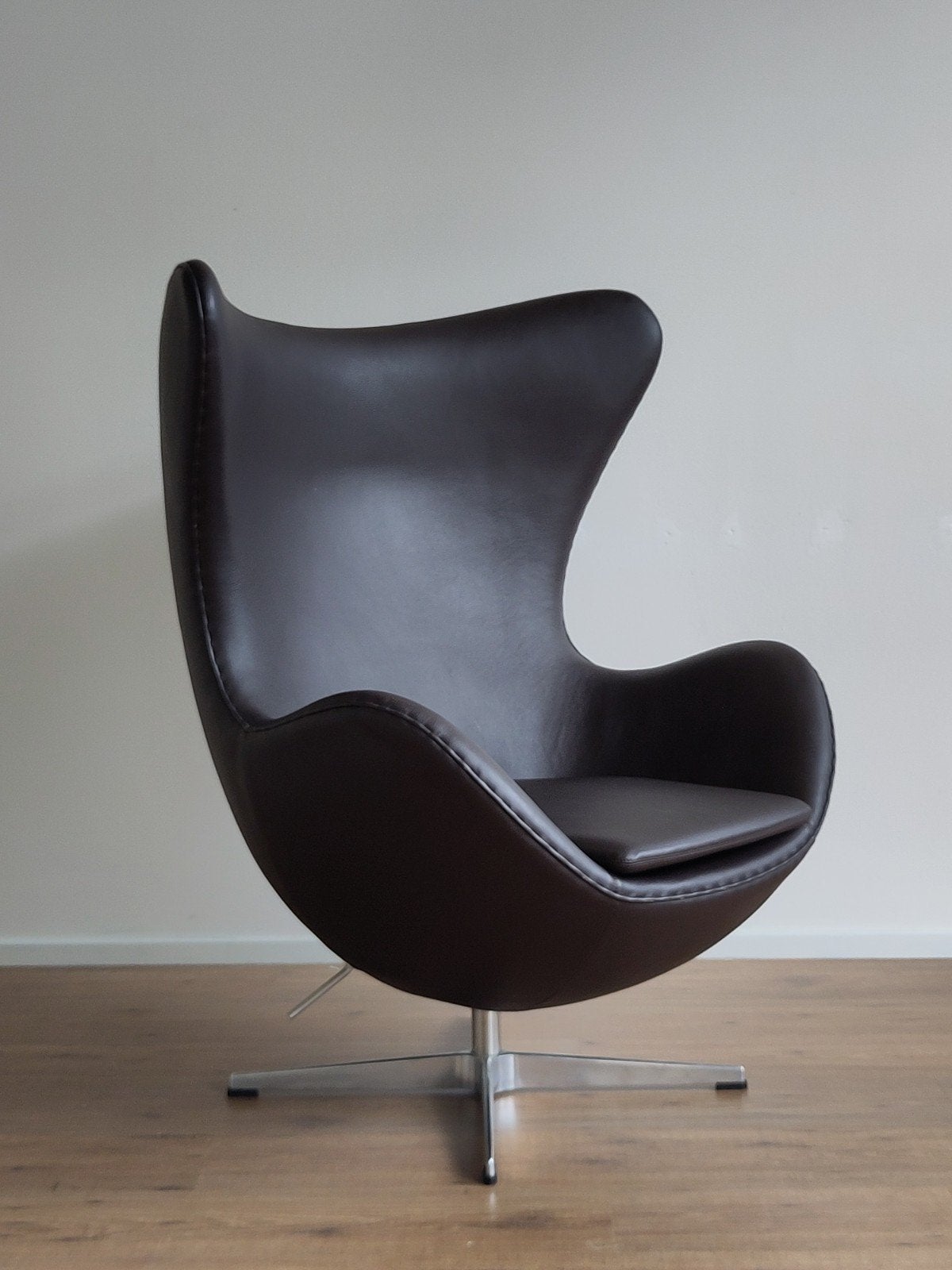 Scandinavisch fauteuil Egg chair Arne Jacobsen stoeltje, Gebruikt, Mid century modern Zweeds scandi, ., 75 tot 100 cm