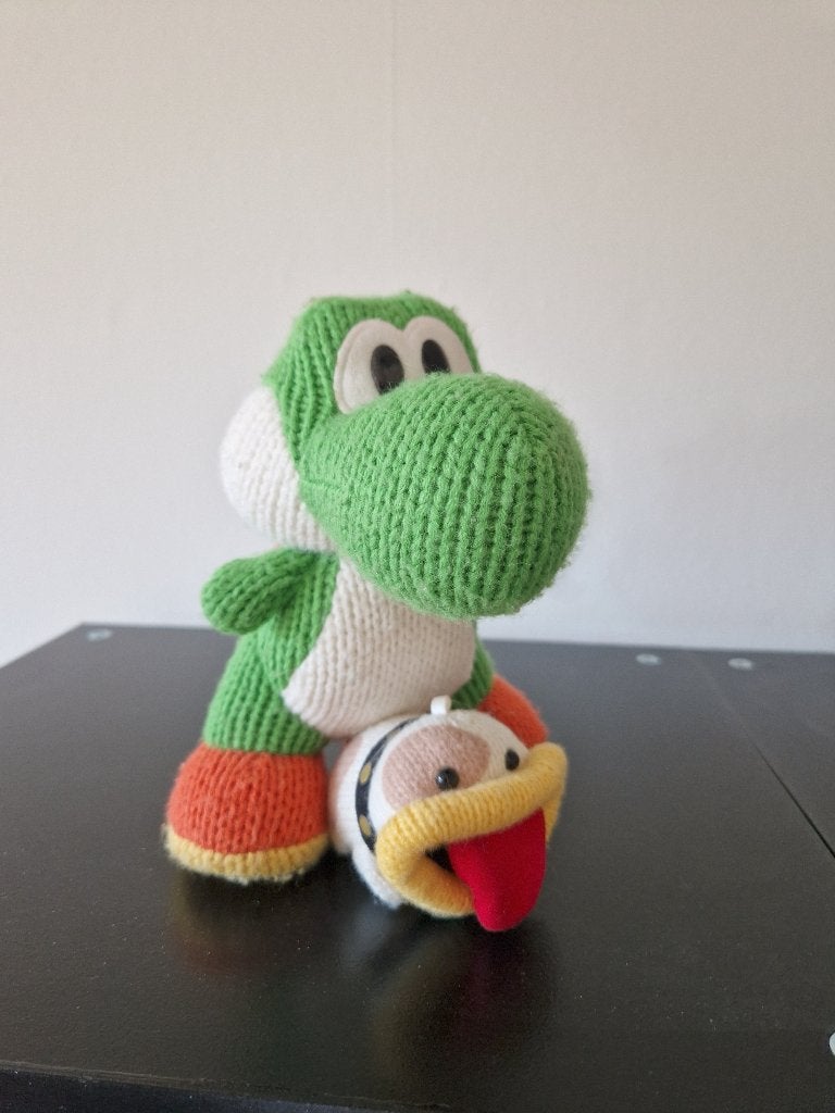 Mega Yarn Yoshi + Poochy amiibo, Ophalen, Zo goed als nieuw