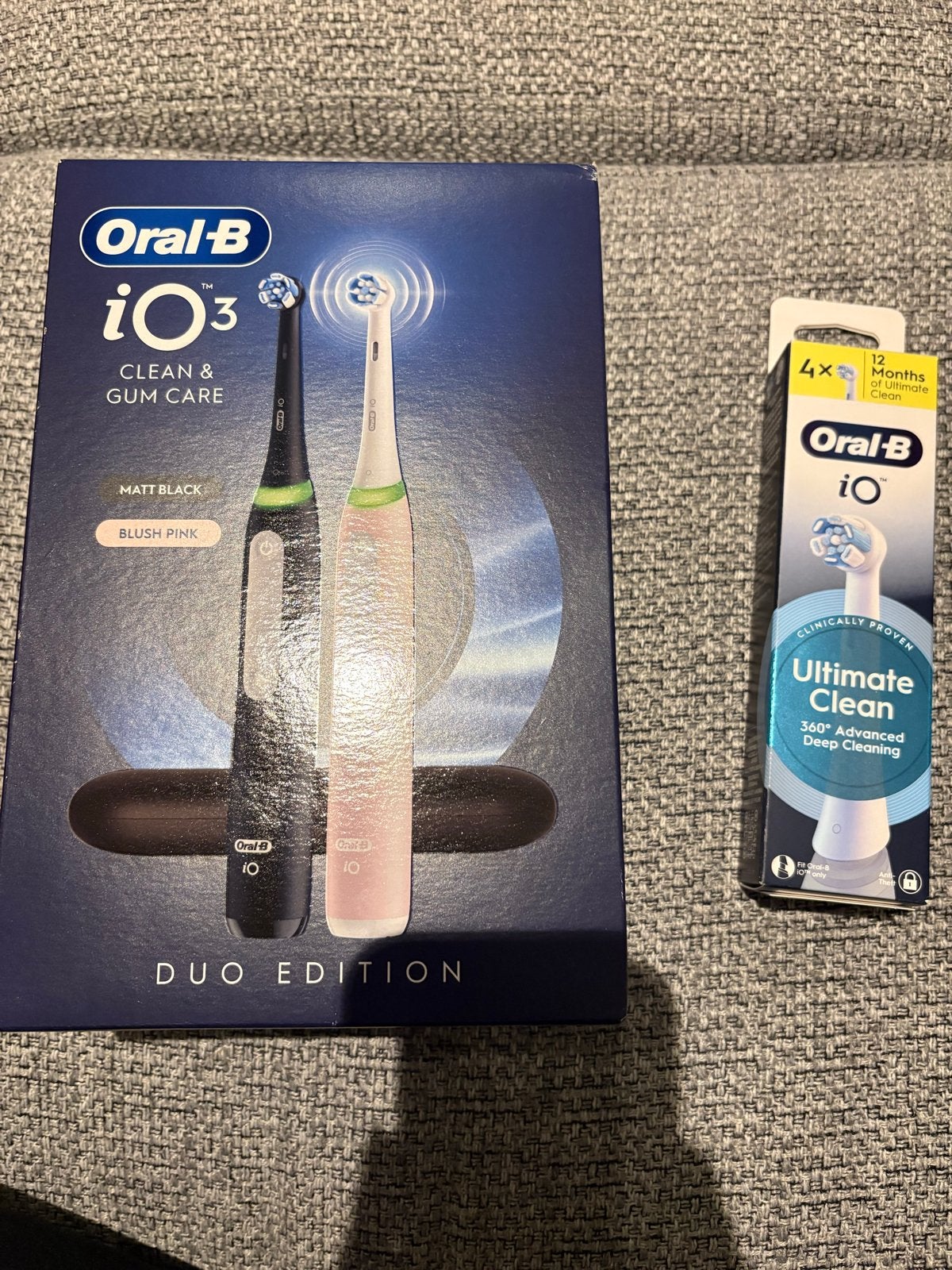 Oral-B iO3 Duo Edition Elektrische Tandenborstels + Opzetbor, Sieraden, Tassen en Uiterlijk, Ophalen of Verzenden, Nieuw, Tandenborstel